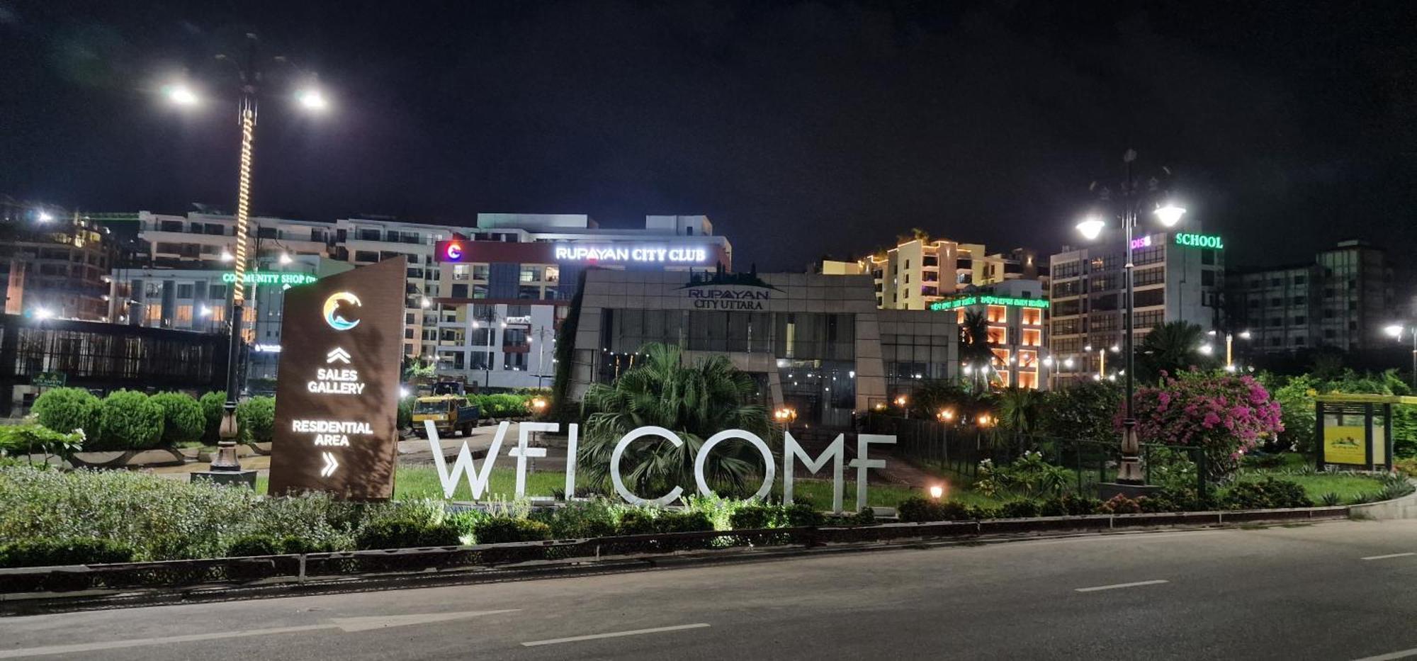 Elegant Secured Family Apartment With Open Space Dhaka Ngoại thất bức ảnh