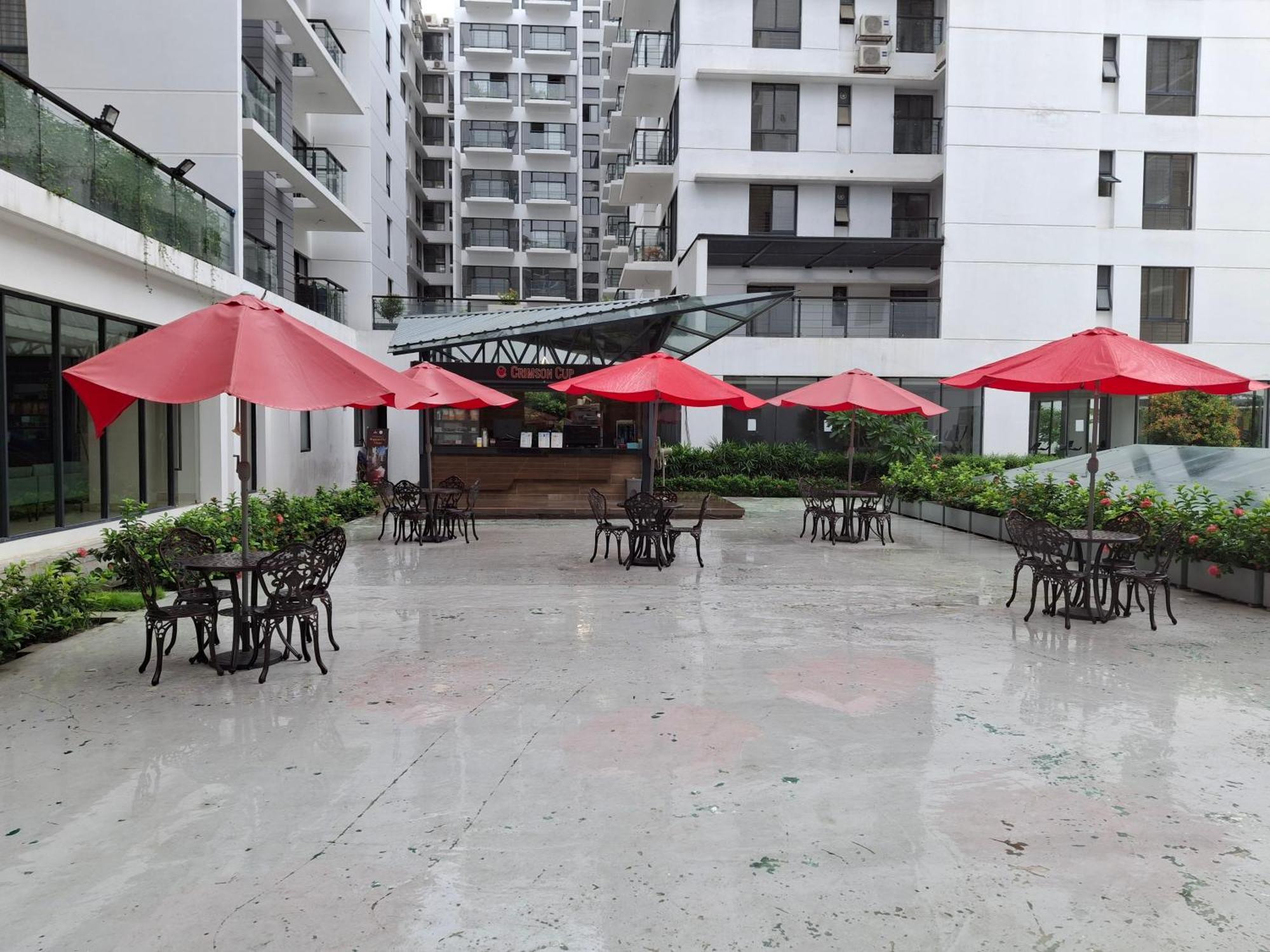 Elegant Secured Family Apartment With Open Space Dhaka Ngoại thất bức ảnh