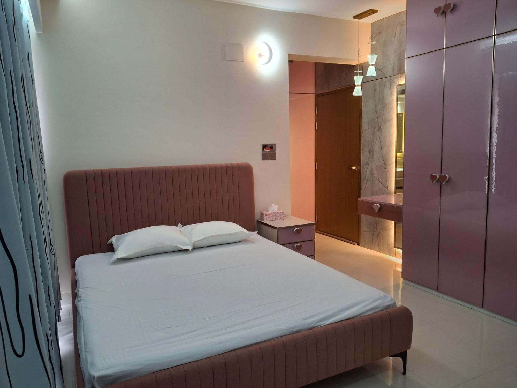 Elegant Secured Family Apartment With Open Space Dhaka Ngoại thất bức ảnh